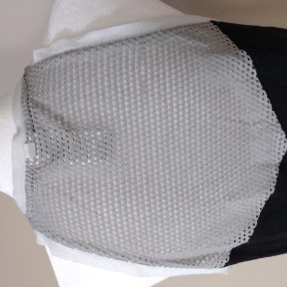 VS Sport Muscle Tee - Picture 5 of 9